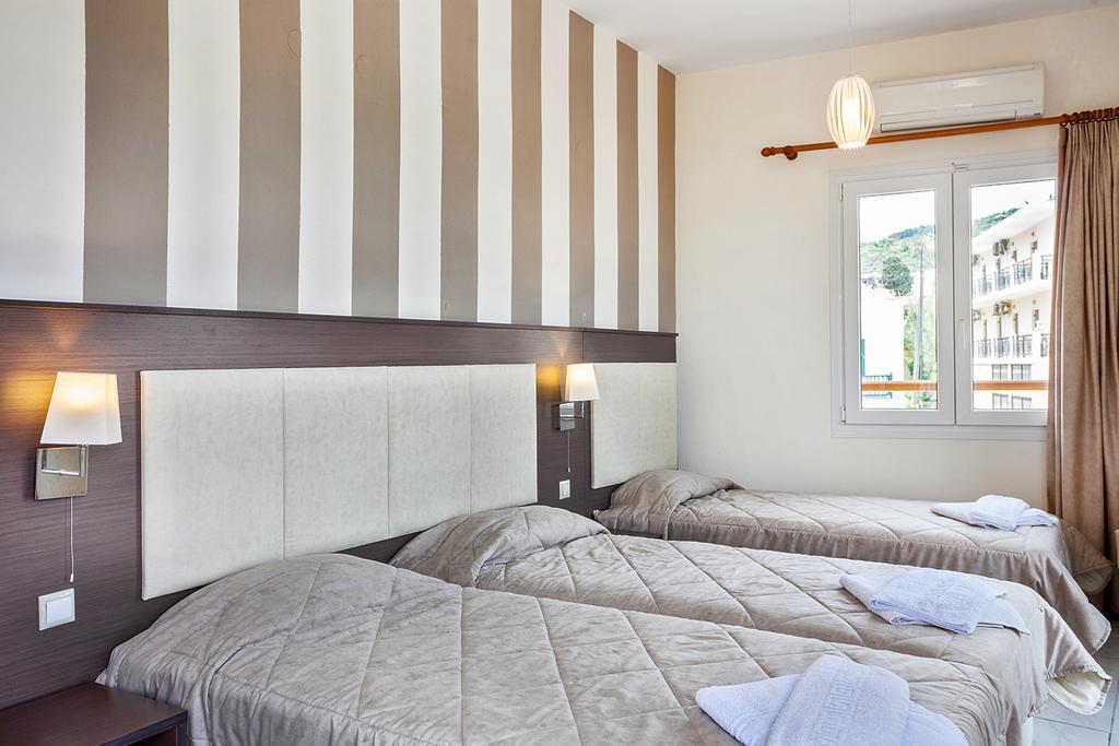 Akti Fine Rooms Skopelos stad Rum bild